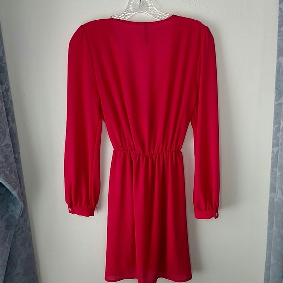 Lulu's fuchsia wrap dress - Picture 6 of 8